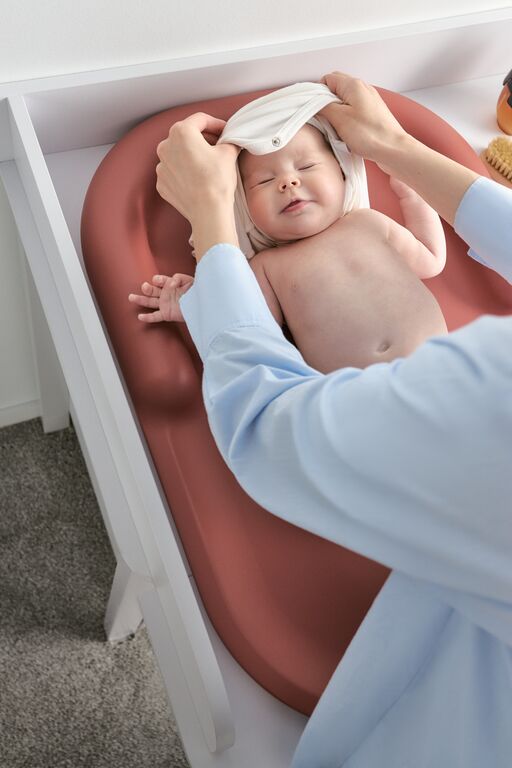 Anex Tumi – Ndërruese ergonomike për ndërrimin e bebes, waterproof & ultra-lightweight