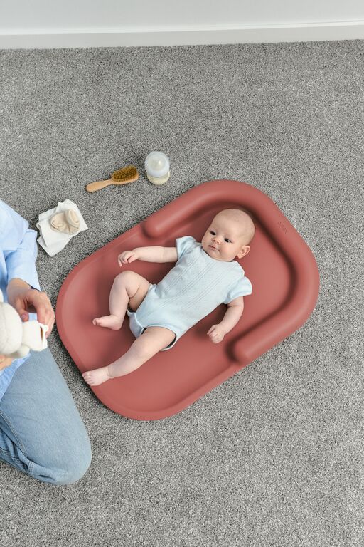 Anex Tumi – Ndërruese ergonomike për ndërrimin e bebes, waterproof & ultra-lightweight