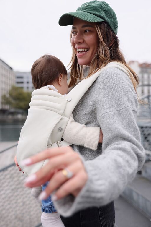 Kangur për bebe Anex WhizHug (baby carrier), ergonomik, nga newborn deri toddler