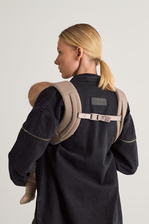 Kangur për bebe Anex WhizHug (baby carrier), ergonomik, nga newborn deri toddler