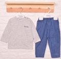Set për bebe Pierre Cardin – bluzë + pantallona xhinse stil modern